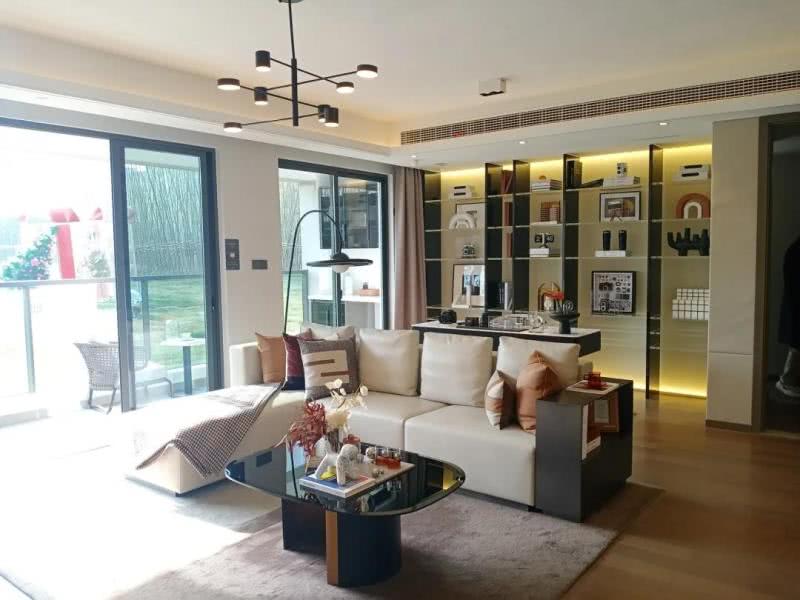 扬州禹州美的大河样板间